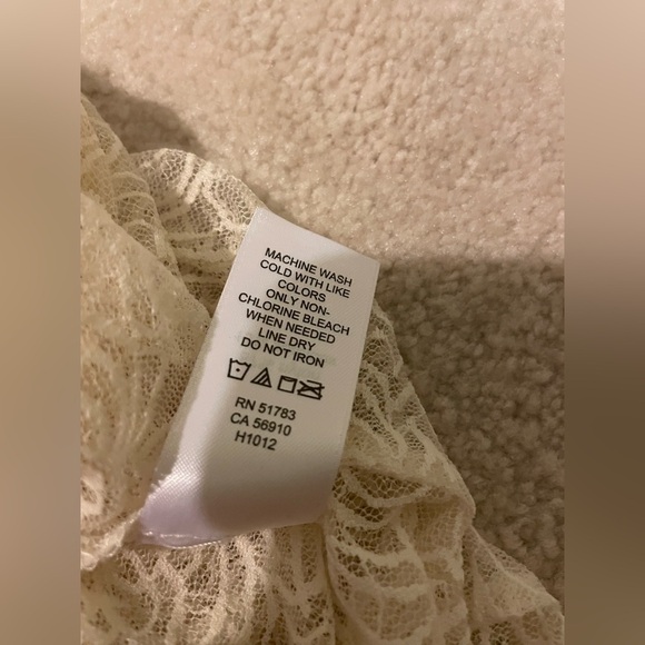 MAURICES lace sheer top X-large NWT - Picture 6 of 6